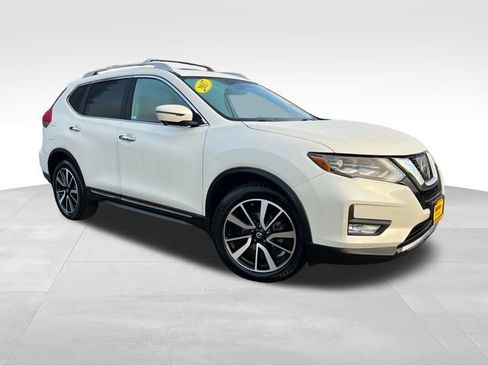 Used 2017 Nissan Rogue SL w/ SL Premium Package image 1