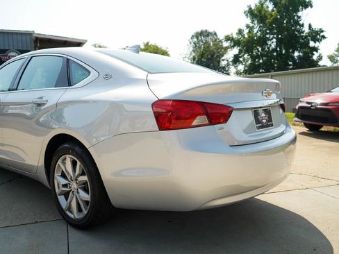 Used 2020 Chevrolet Impala LT FWD image 20