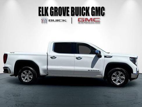 Used 2025 GMC Sierra 1500 SLT AWD/4WD image 3