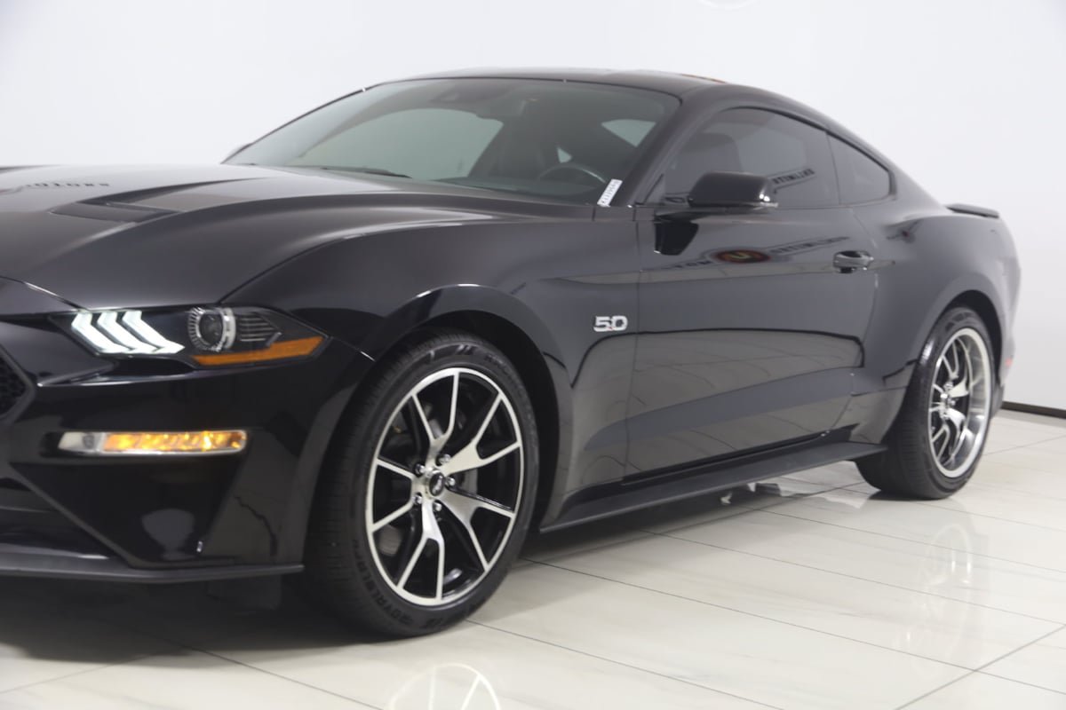 Used 2019 Ford Mustang GT Premium w/ Equipment Group 401A RWD image 54