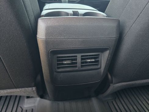 Used 2024 Chevrolet Colorado Trail Boss w/ Technology Package AWD/4WD image 26