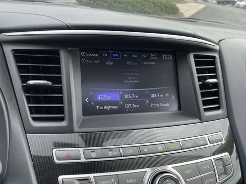 Used 2019 INFINITI QX60 Luxe w/ Essential Package image 26