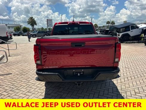 Used 2024 Chevrolet Colorado Z71 w/ Z71 Convenience Package 2 AWD/4WD image 8