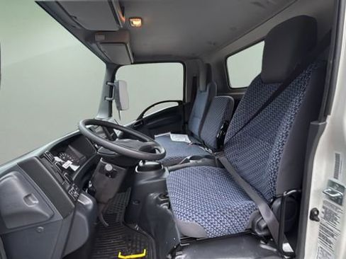 New 2025 Chevrolet Low Cab Forward 5500XG RWD image 8