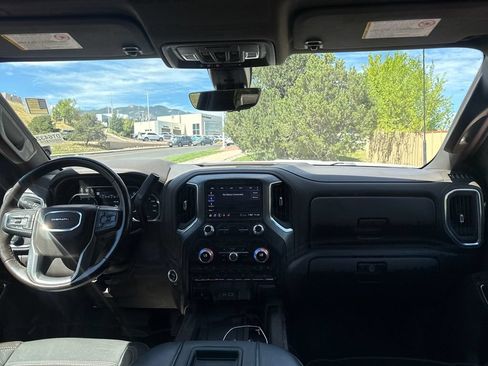 Used 2020 GMC Sierra 2500 Denali w/ Denali Ultimate Package AWD/4WD image 27