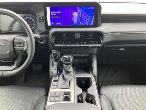 Certified 2024 Toyota Land Cruiser image 19