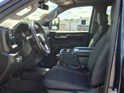 Used 2022 GMC Sierra 1500 SLE AWD/4WD image 7