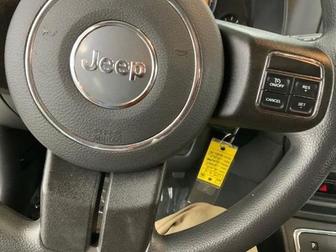 Used 2015 Jeep Compass Sport w/ Power Value Group AWD/4WD image 21