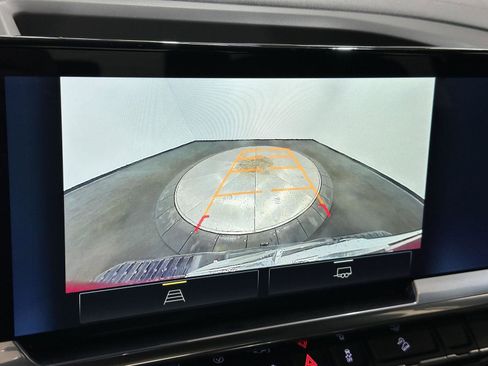 Used 2024 Chevrolet Silverado 1500 LT Trail Boss image 24