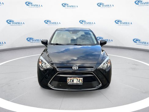 Used 2016 Scion iA image 8