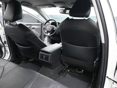 Used 2021 Toyota Camry XSE image 25