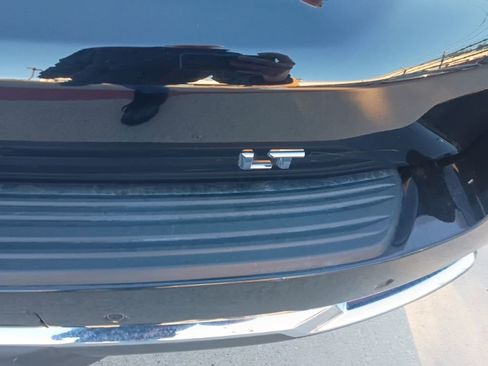 Used 2025 Chevrolet Tahoe LT image 11