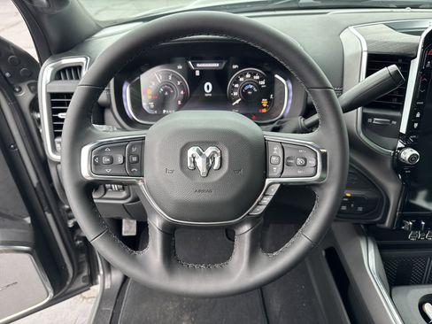 New 2026 RAM 2500 Laramie AWD/4WD image 22