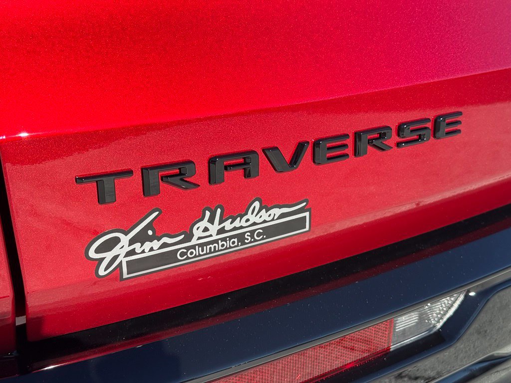 New 2027 Chevrolet Traverse RS w/ LPO, Floor Liner Package FWD image 14