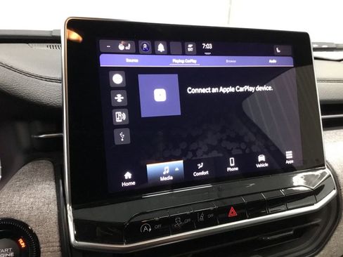 Used 2022 Jeep Compass Latitude AWD/4WD image 17