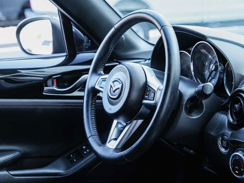 Used 2016 MAZDA MX-5 Miata Club w/ Brembo/BBS Package RWD image 26