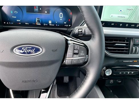 Used 2025 Ford Escape SE w/ PHEV Premium Package FWD image 21