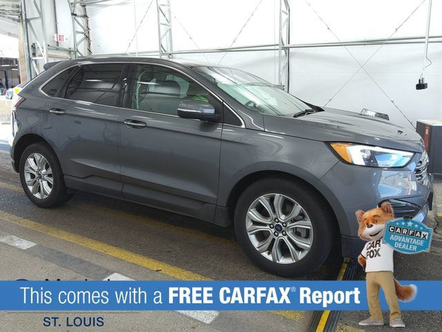 Used 2022 Ford Edge Titanium AWD/4WD image 2
