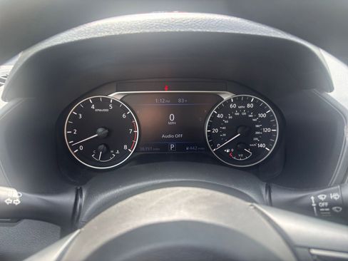 Used 2025 Nissan Altima 2.5 SV image 39