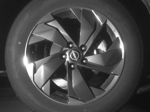 Used 2025 Nissan Rogue SV image 10