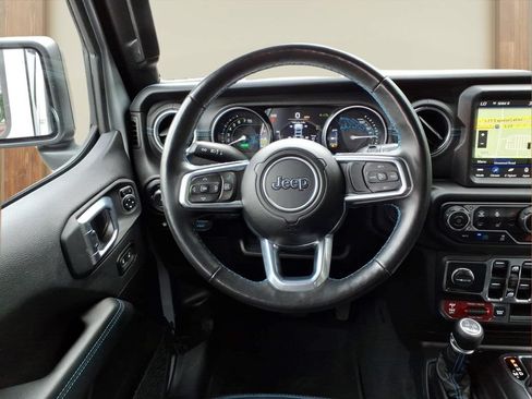Used 2023 Jeep Wrangler Unlimited Rubicon 4xe w/ Cold Weather Group AWD/4WD image 22