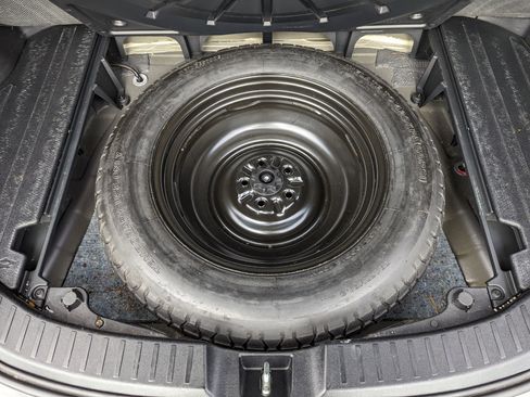 Used 2014 Toyota Venza Limited image 46