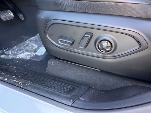 New 2025 Jeep Grand Cherokee Limited image 27