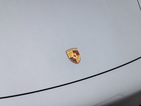 Certified 2025 Porsche 911 Carrera image 15