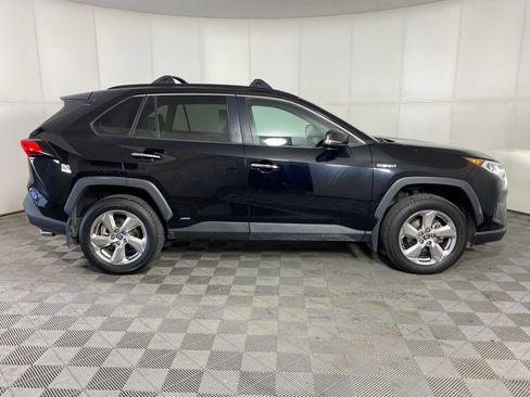 Used 2020 Toyota RAV4 Limited image 7