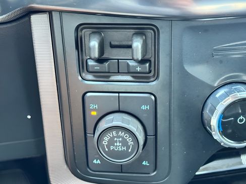 Used 2025 Ford F150 Platinum w/ Equipment Group 702A High AWD/4WD image 20
