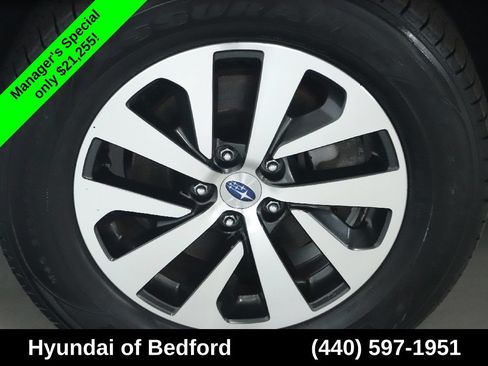 Used 2024 Subaru Outback Premium AWD/4WD image 39