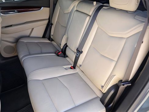 Used 2019 Cadillac XT5 Luxury image 25