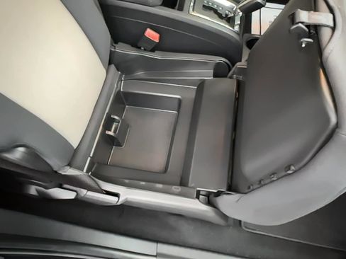 Used 2009 Dodge Journey SXT image 15