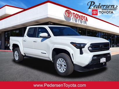 New 2025 Toyota Tacoma SR5