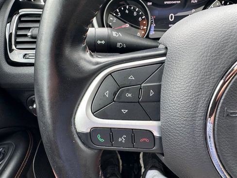 Used 2021 Jeep Compass Limited w/ Sun and Sound Group image 13