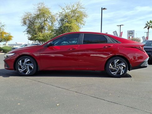 Certified 2025 Hyundai Elantra Sport image 2