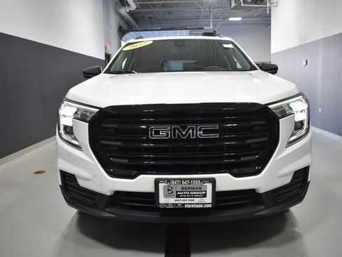 Used 2022 GMC Terrain SLE w/ Driver Convenience Package image 6