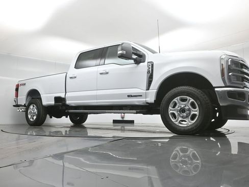 New 2026 Ford F350 XLT w/ XLT Premium Package AWD/4WD image 45