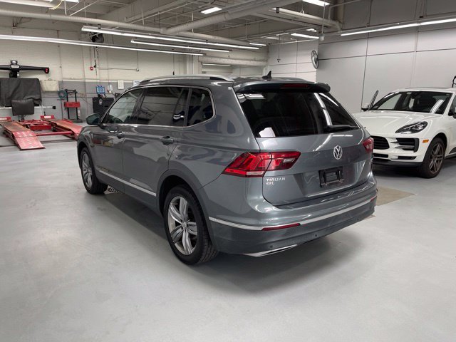 Used 2018 Volkswagen Tiguan SEL Premium AWD/4WD image 2