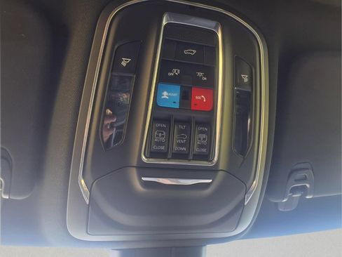 New 2026 Jeep Grand Wagoneer Limited AWD/4WD image 30