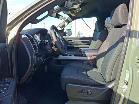 New 2026 RAM 1500 4x4 Crew Cab image 6