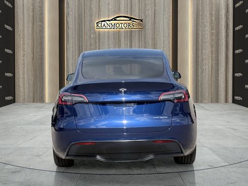 Used 2023 Tesla Model Y Long Range AWD/4WD image 7