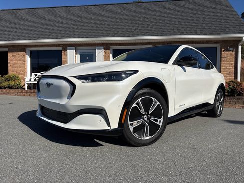 Used 2023 Ford Mustang Mach-E Premium image 3