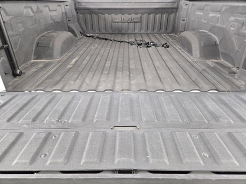 Used 2022 GMC Sierra 2500 SLE w/ SLE Value Package; AWD/4WD image 36