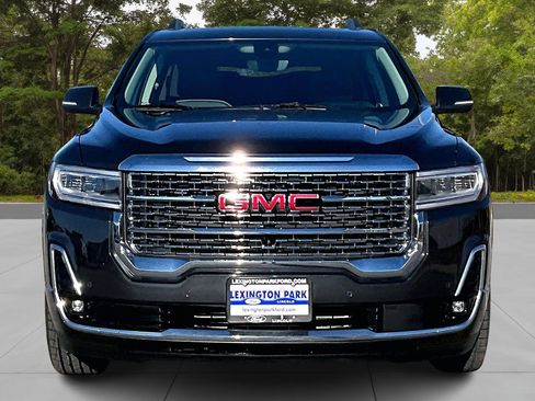 Used 2020 GMC Acadia Denali w/ Technology Package image 2