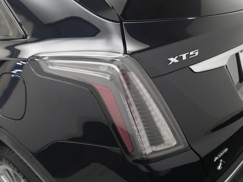 Used 2021 Cadillac XT5 Sportv AWD/4WD image 34