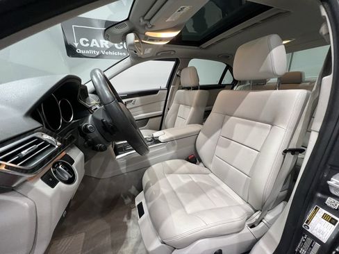 Used 2016 Mercedes-Benz E 350 4MATIC Sedan image 27