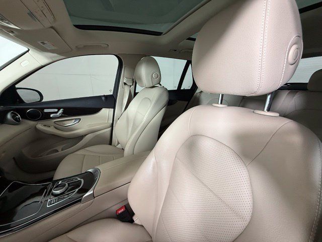 Used 2019 Mercedes-Benz GLC 300 image 17