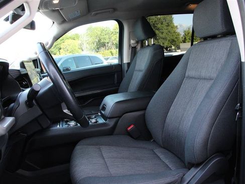 Used 2023 Ford Expedition Max XLT AWD/4WD image 12