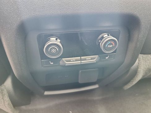 New 2026 Buick Enclave Avenir w/ Super Cruise Package AWD/4WD image 10